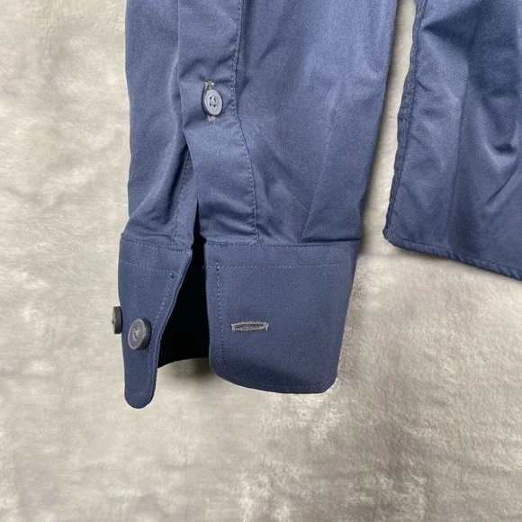 UNTUCKit Shirt men's Medium Button Up Performance Stretch Blue Casual Pocket - Picture 8 of 12